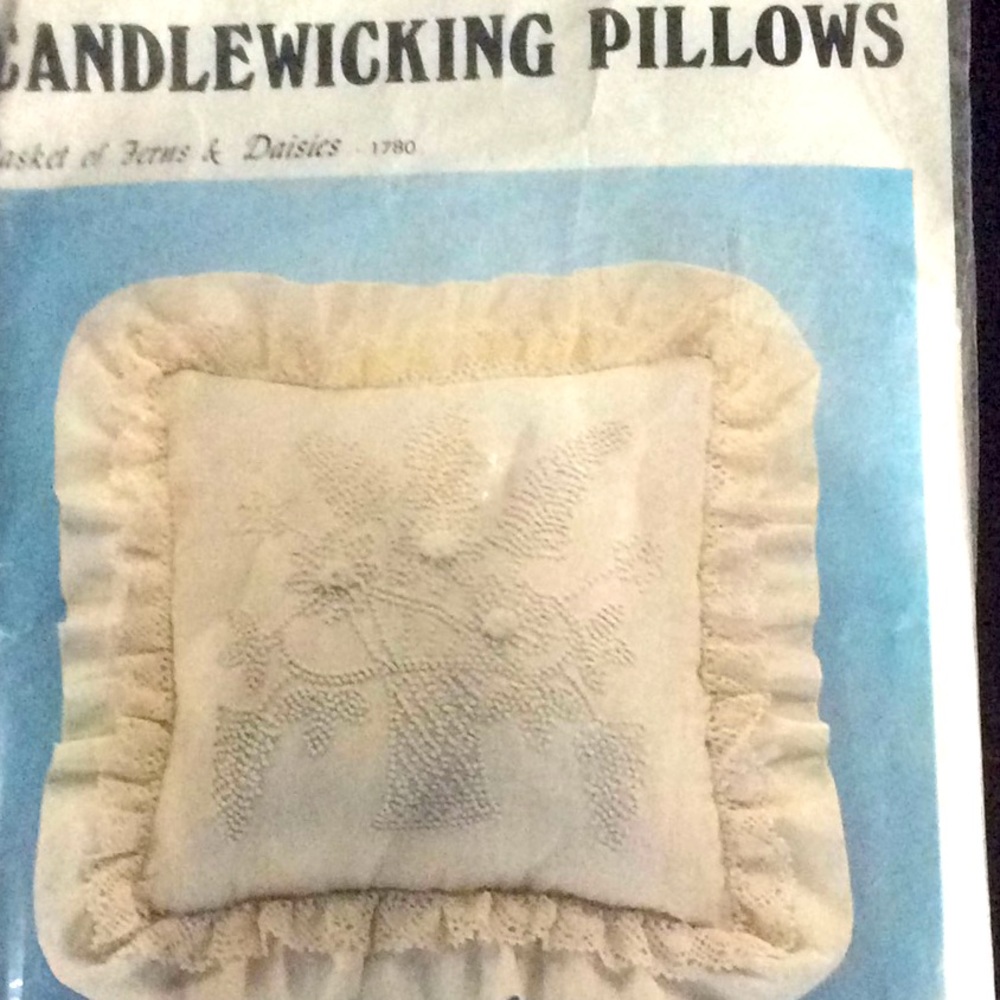 Vtg Candle wicking pillow sealed Kit.  18” x 18”.